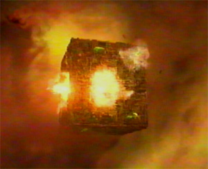Effetti di un siluro transfasico su un Cubo Borg